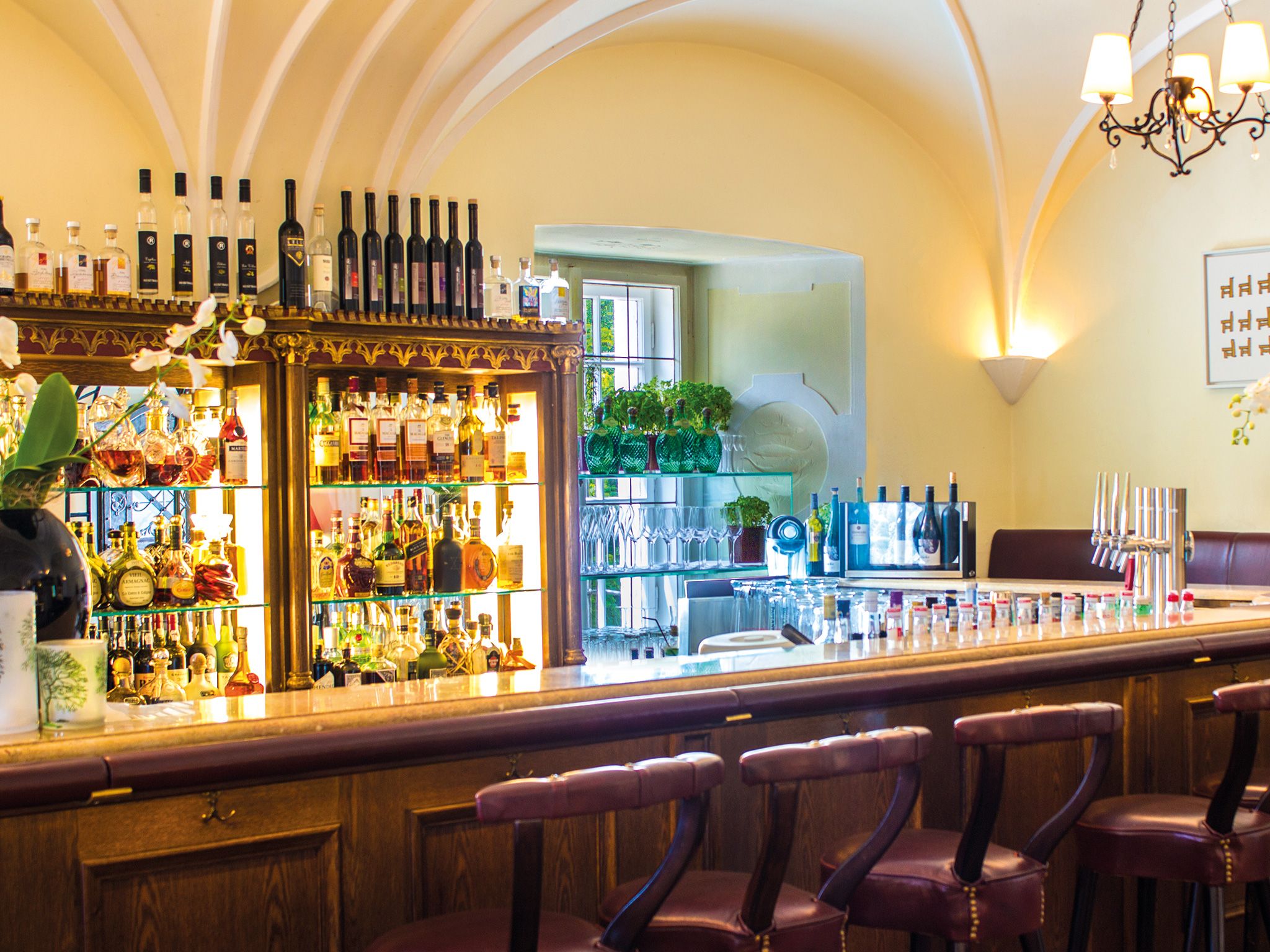 Schloss Bar Cigar Lounge Schloss Fuschl A Luxury Collection Resort